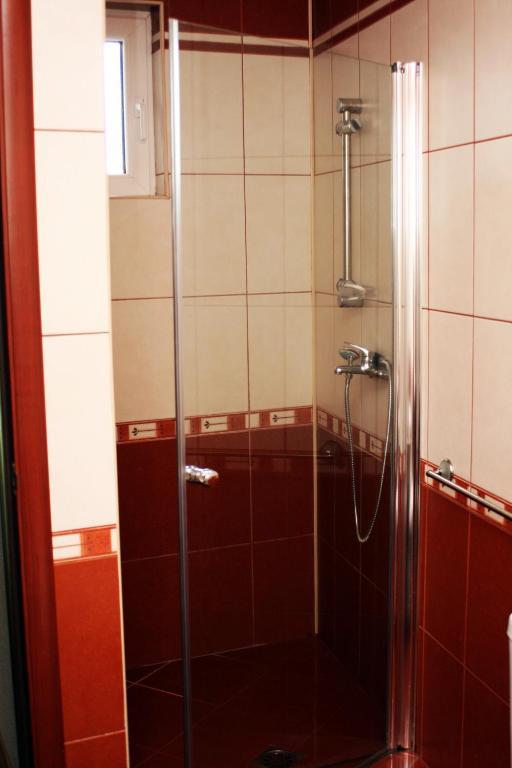 Goldy Hostel Bitola Værelse billede