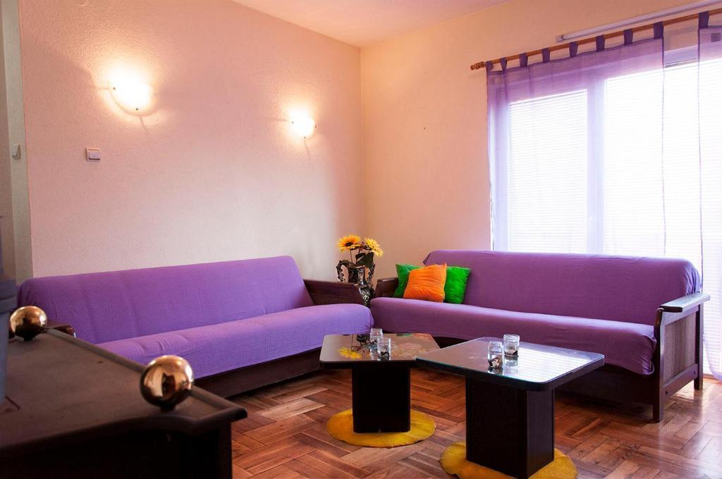 Goldy Hostel Bitola Eksteriør billede