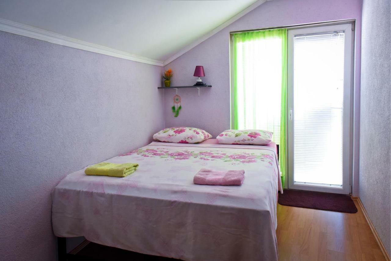 Goldy Hostel Bitola Eksteriør billede