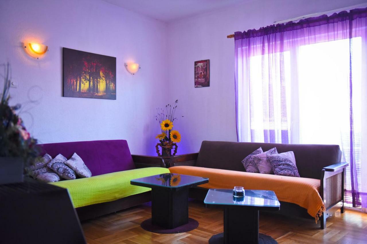 Goldy Hostel Bitola Eksteriør billede